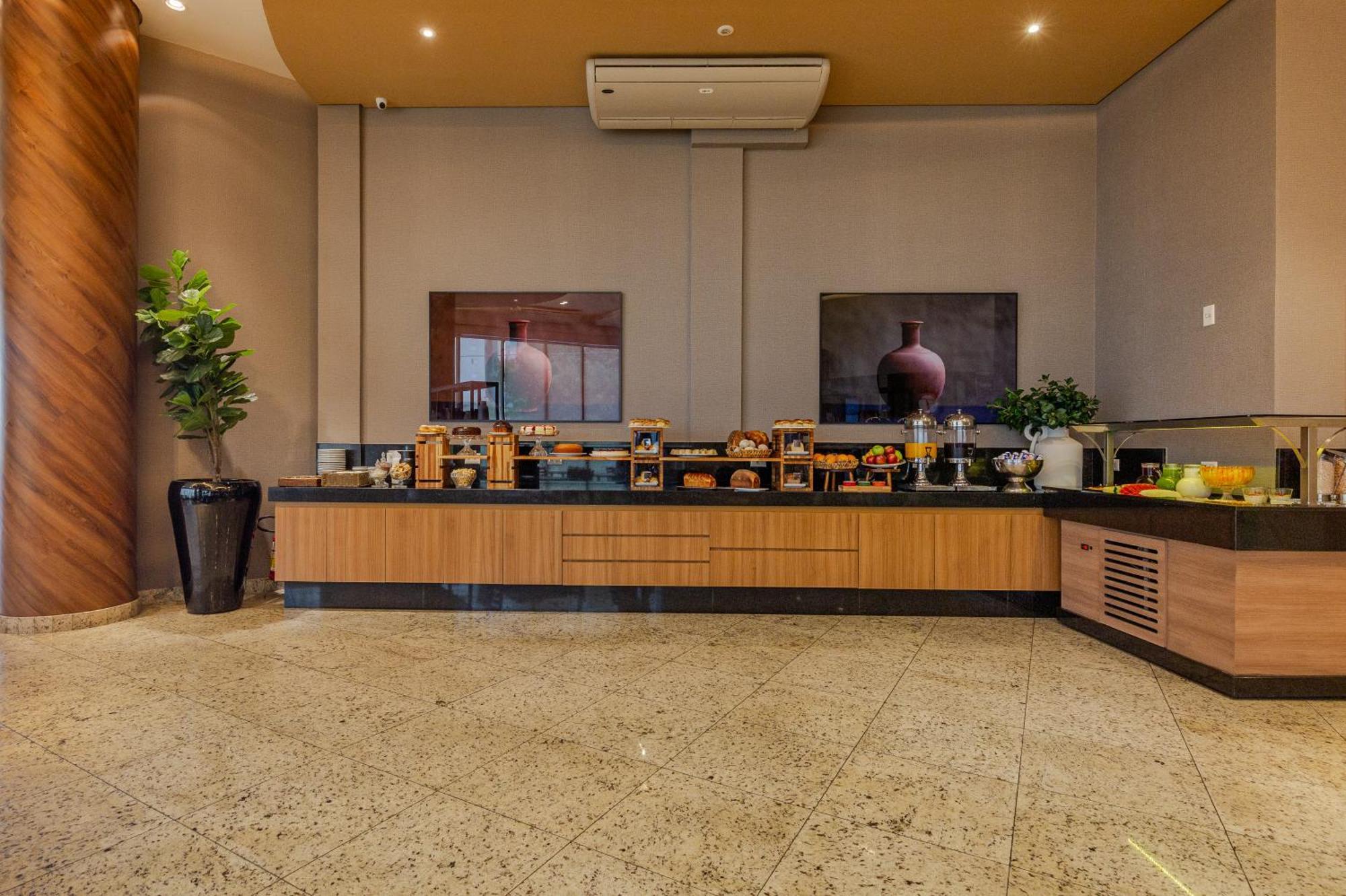 Nohotel Premium Americana Exterior photo